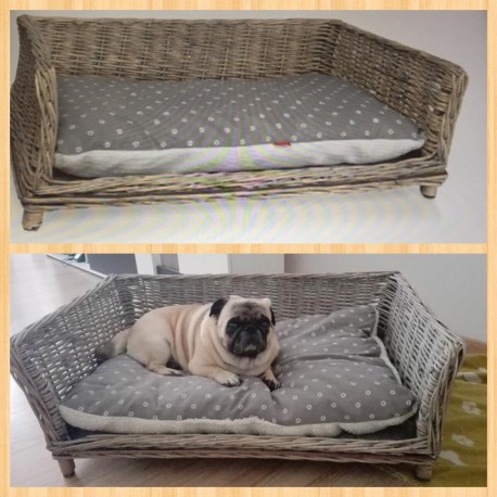 Ratanová postel pro psa